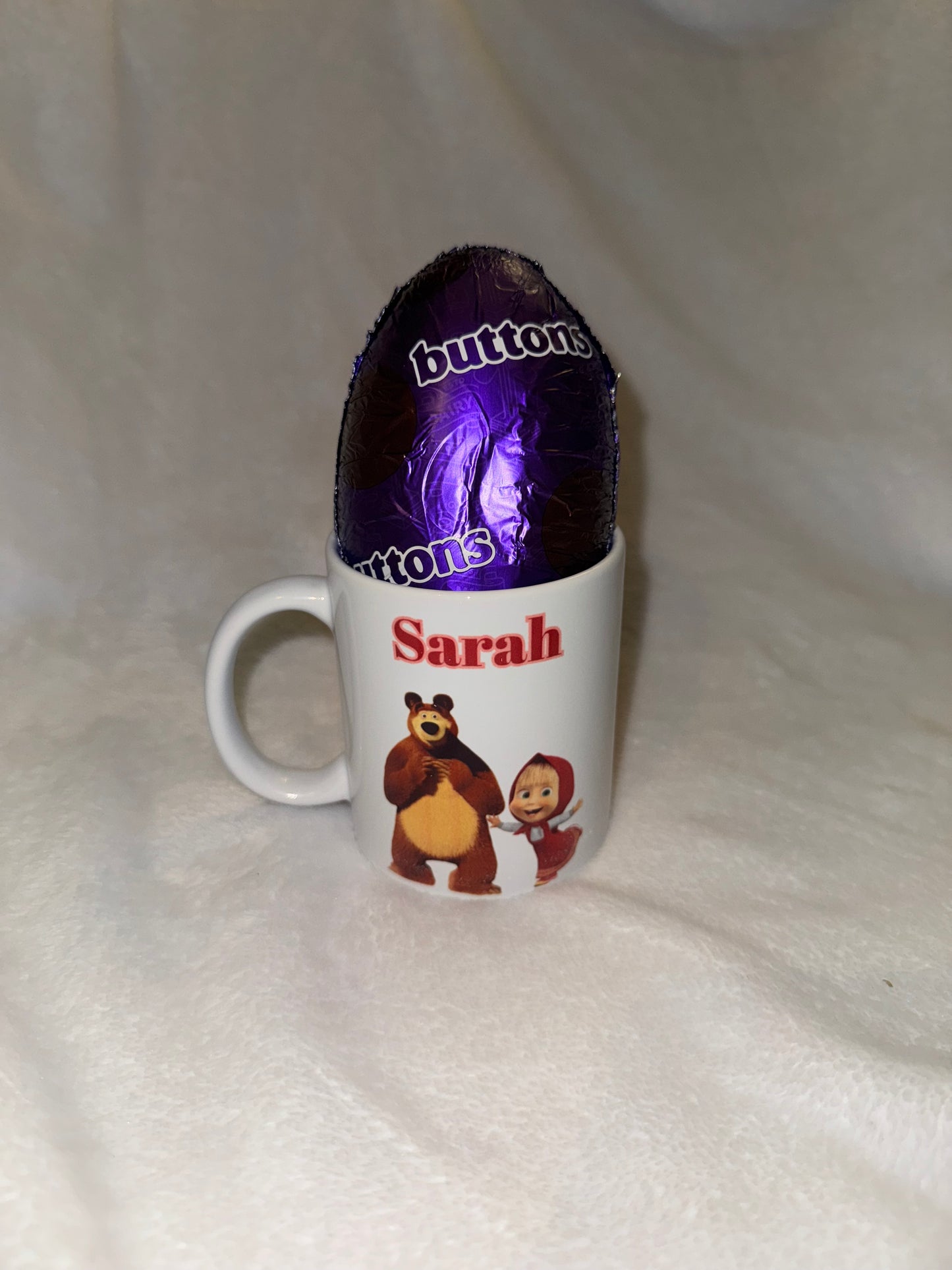 Themed easter egg in a mug